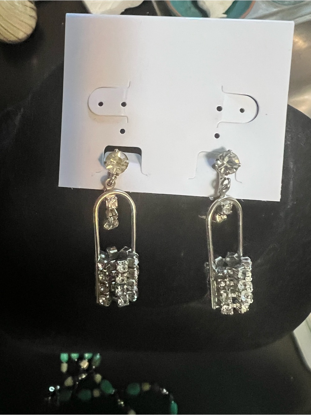 Vintage silver Tone screw back 3D wishing well earrings with clear rhinestones.